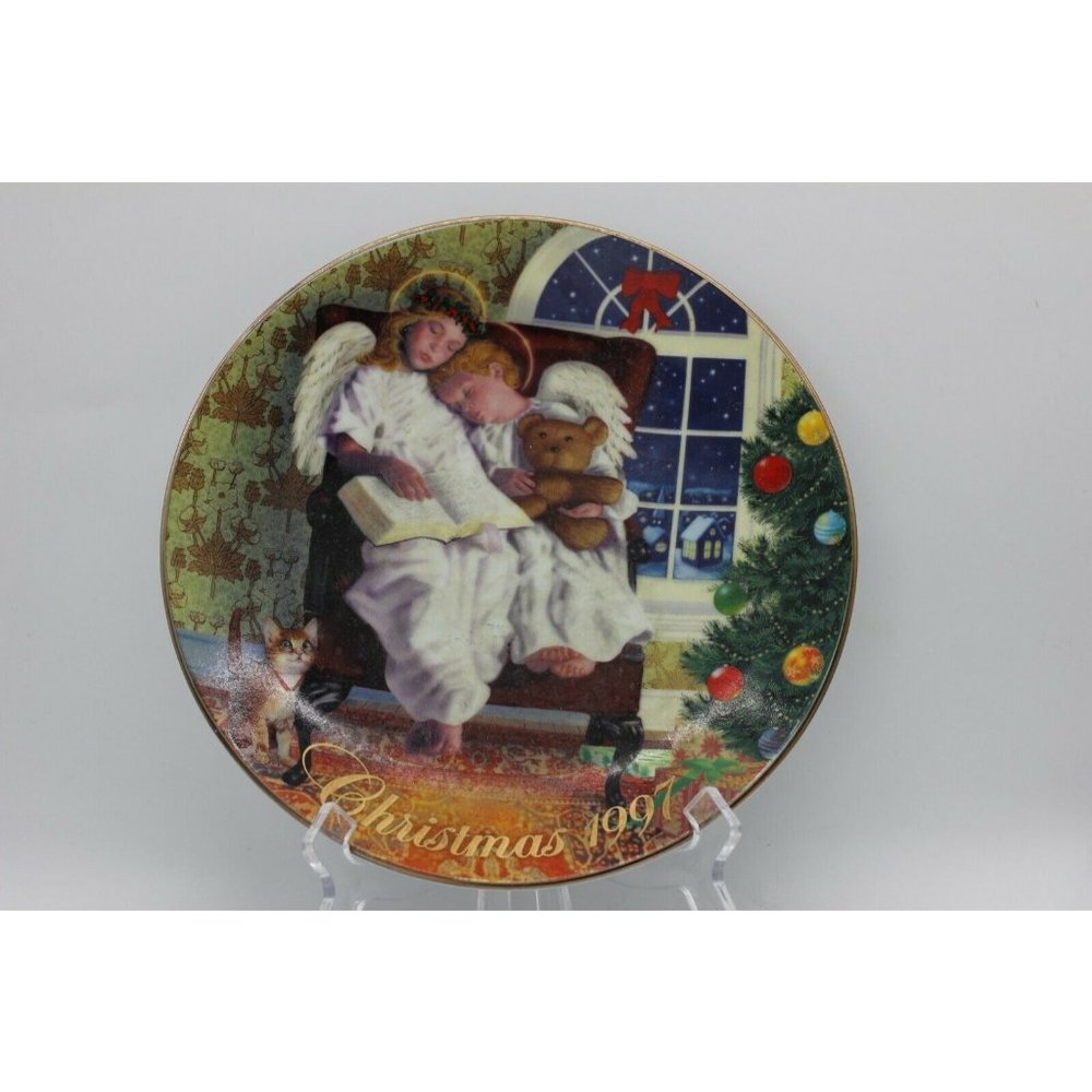 Christmas Eve Angels Avon vtg collectors plates Heavenly Dreams dish Plate 1997